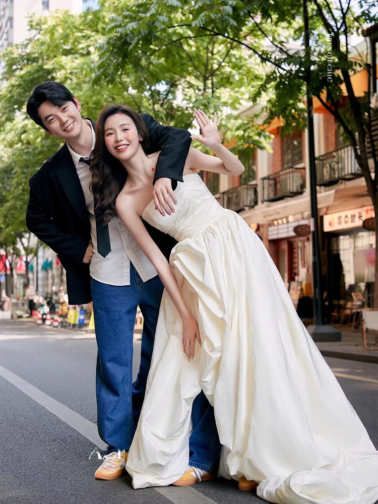 Street Fashion Couple - Modne koreańskie dżinsowe stroje w stylu